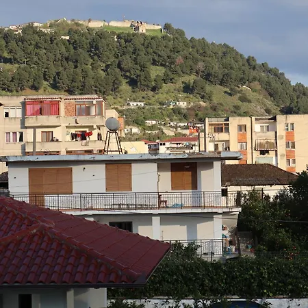 Villa Berat - Castle View & Traditional Breakfast-3